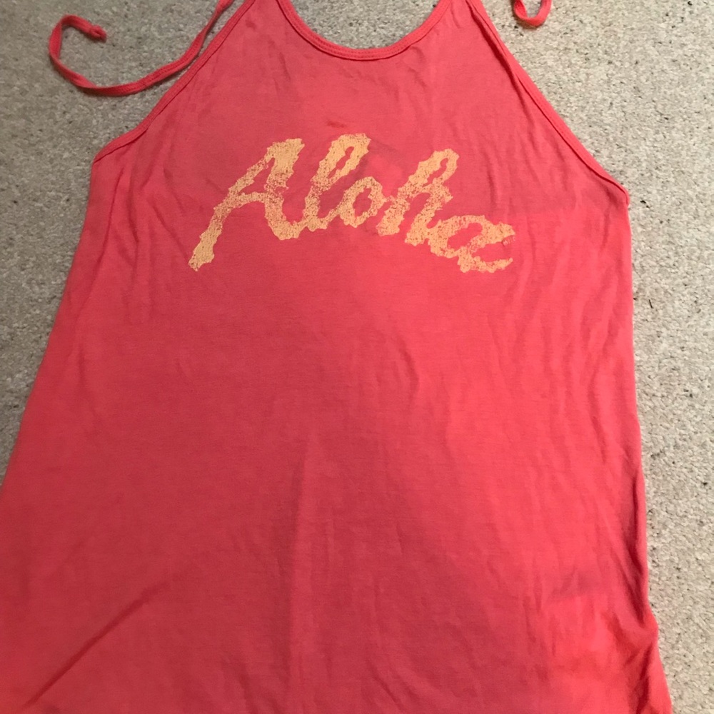 Adorable Halter Style Tank Top-NWT